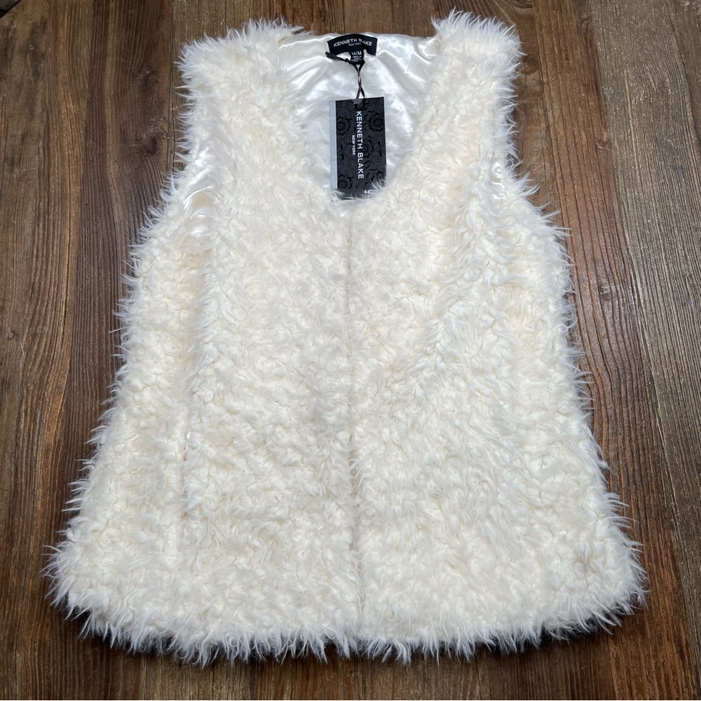 New ~ Kenneth Blake New York Off White Soft Plush Faux Fur Jacket Vest Size M